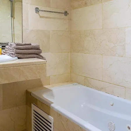 Apartment Stunning In Benalmadena Costa Arroyo De La Miel